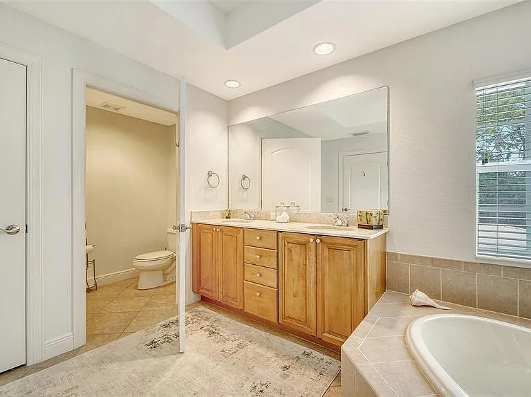 14041 Bellagio Way #316 — Photo 34
