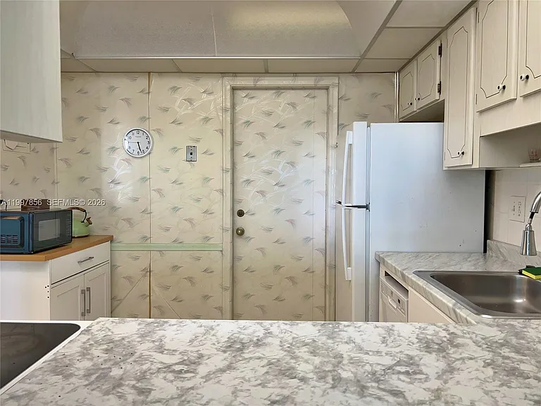 1801 S Ocean Dr #934 — Photo 9