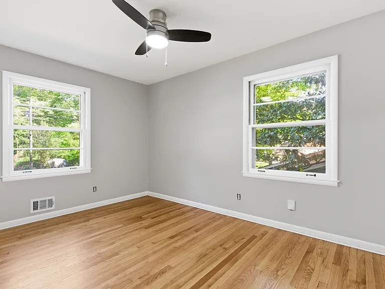 2722 Frontier Ct — Photo 15