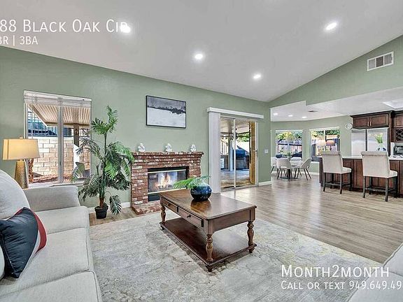 5th image of 688 Black Oak Cir