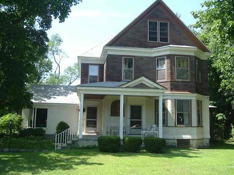 2nd image of 2128 CENTRAL Avenue