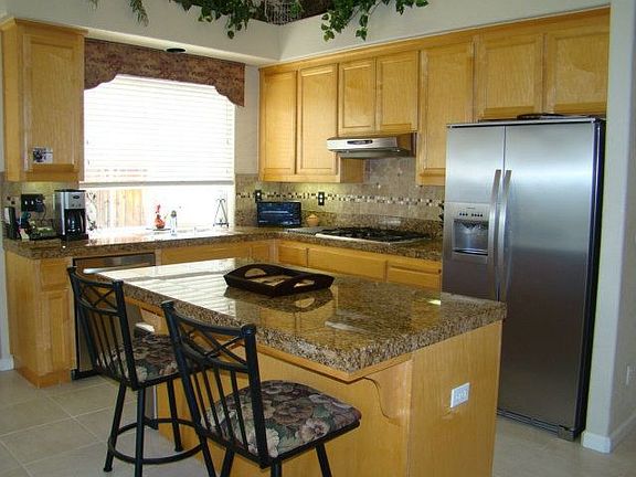 4th image of 1643 Valley Oaks Dr