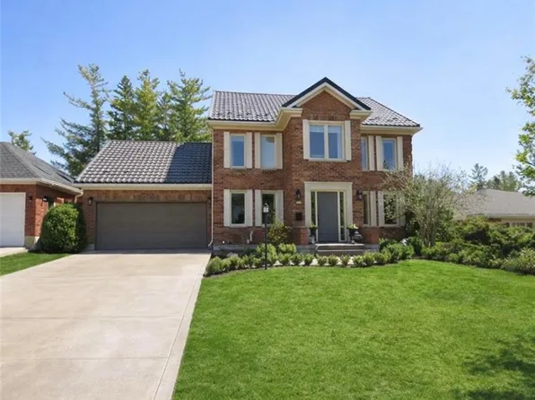 41 Tinatawa Ct, Kitchener, ON N2A 3G9