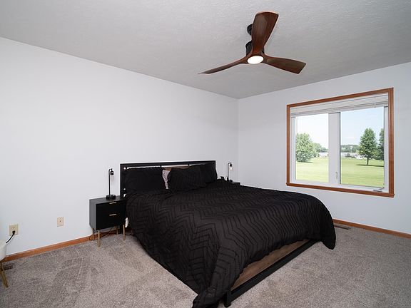 4th image of 13181 Springhill Dr