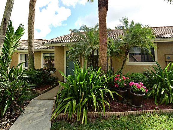 2nd image of 9899 Watermill Circle #C