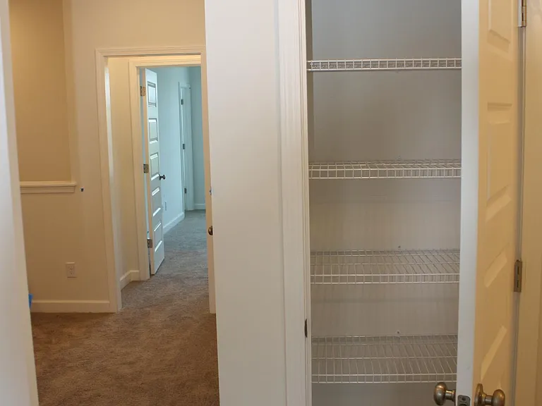 7803 Flatrock Park Dr — Photo 25