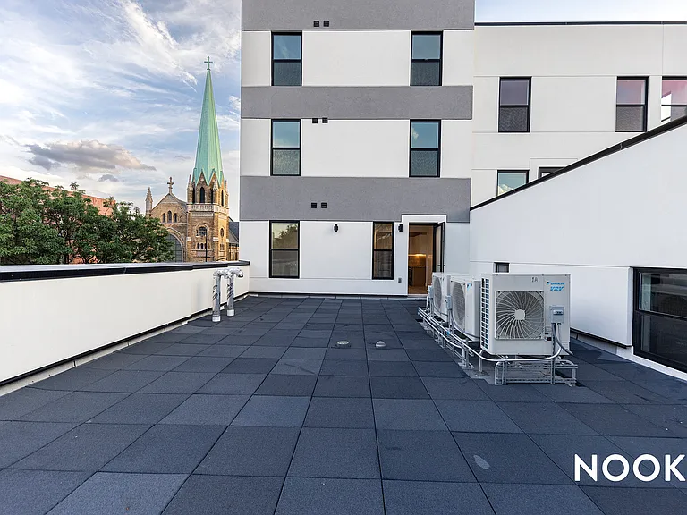 589 Knickerbocker Ave #2B — Photo 7