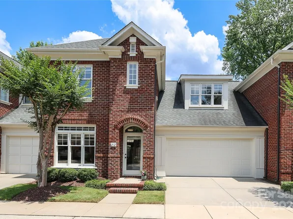 212 Sloane Square Way, Charlotte, NC 28211