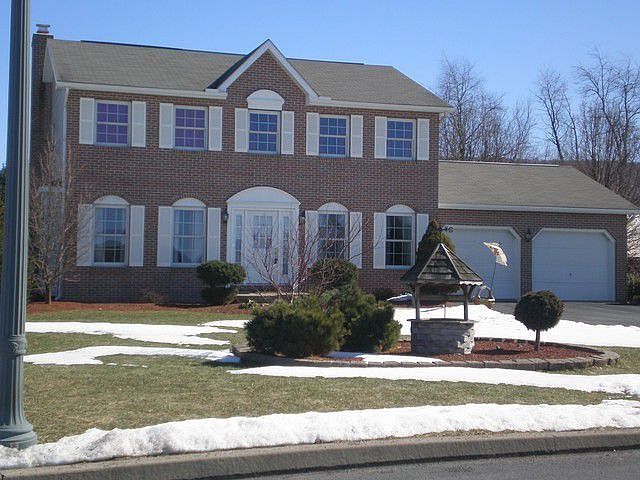 2nd image of 127 Missouri Dr