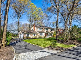 202 Lincoln Ave, Port Jefferson, NY 11777