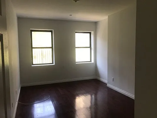 Rented by Salon Realty Corp | media 24