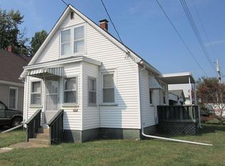 899 E Elm St, Canton, IL 61520