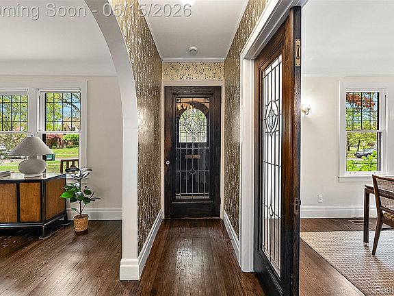 5th image of 26329 York Rd