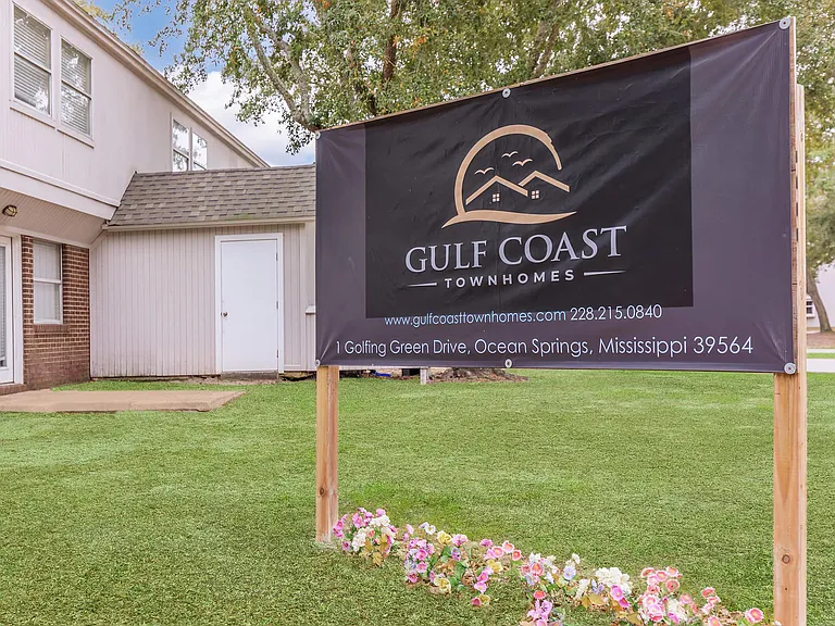 Gulf Coast Townhomes — Photo 9
