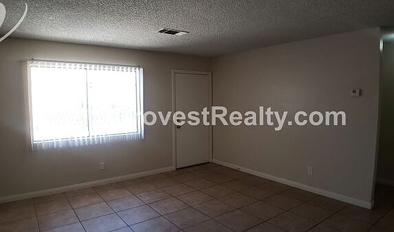 3rd image of 15952 Sequoia St #5