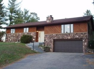 115 Henriette Ave, Crivitz, WI 54114