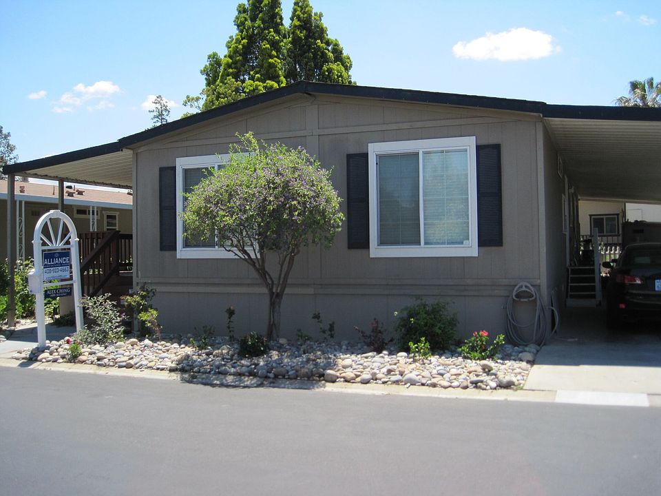 1st image of 212 Chateau La Salle Dr