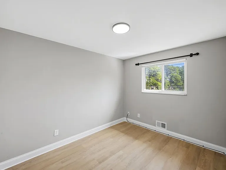 5840 N Meadows Blvd #D — Photo 12