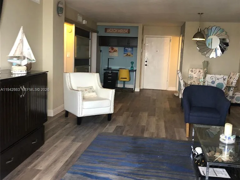801 S Ocean Dr #1004 — Photo 17