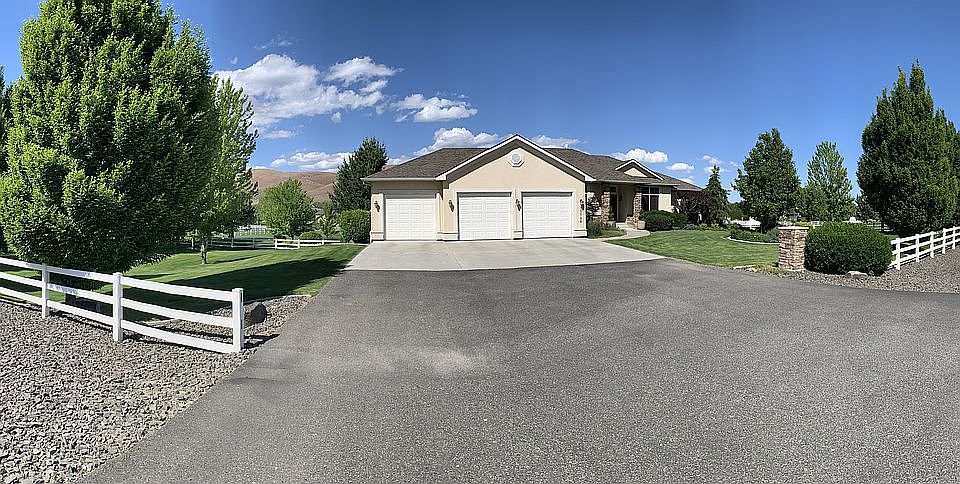 1st image of 77706 E Badger Meadow Dr