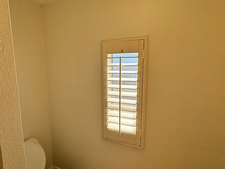 73201 Colonial Dr — Photo 23