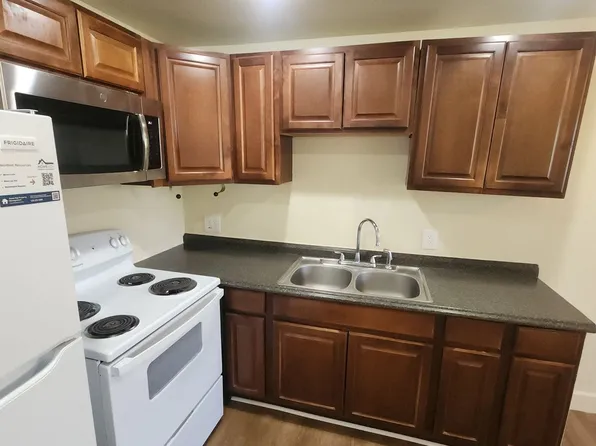 Monument Park SG Apartments