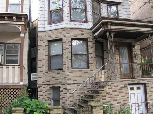 314 Webster Avenue image 1 of 7