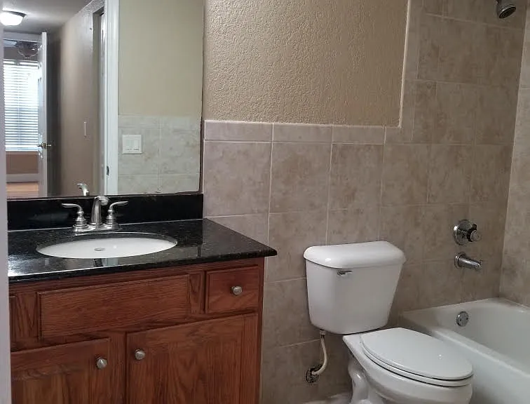 13631 Eagle Ridge Dr #214 — Photo 10