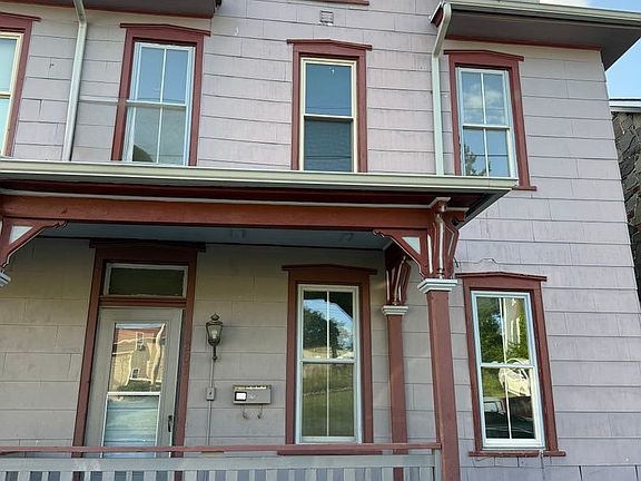 3rd image of 205 E Lamb St #207