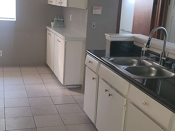 5th image of 26623 Richardson St