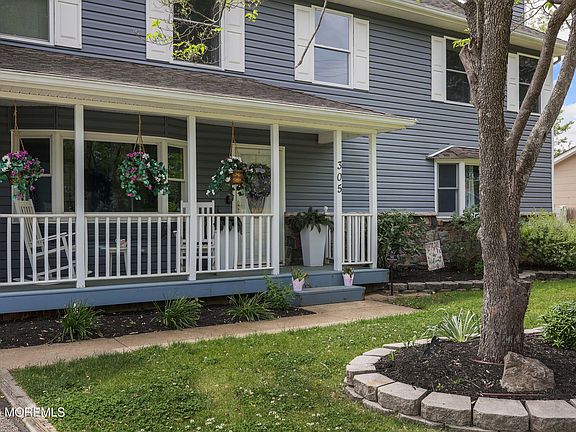 4th image of 305 Jefferson Court