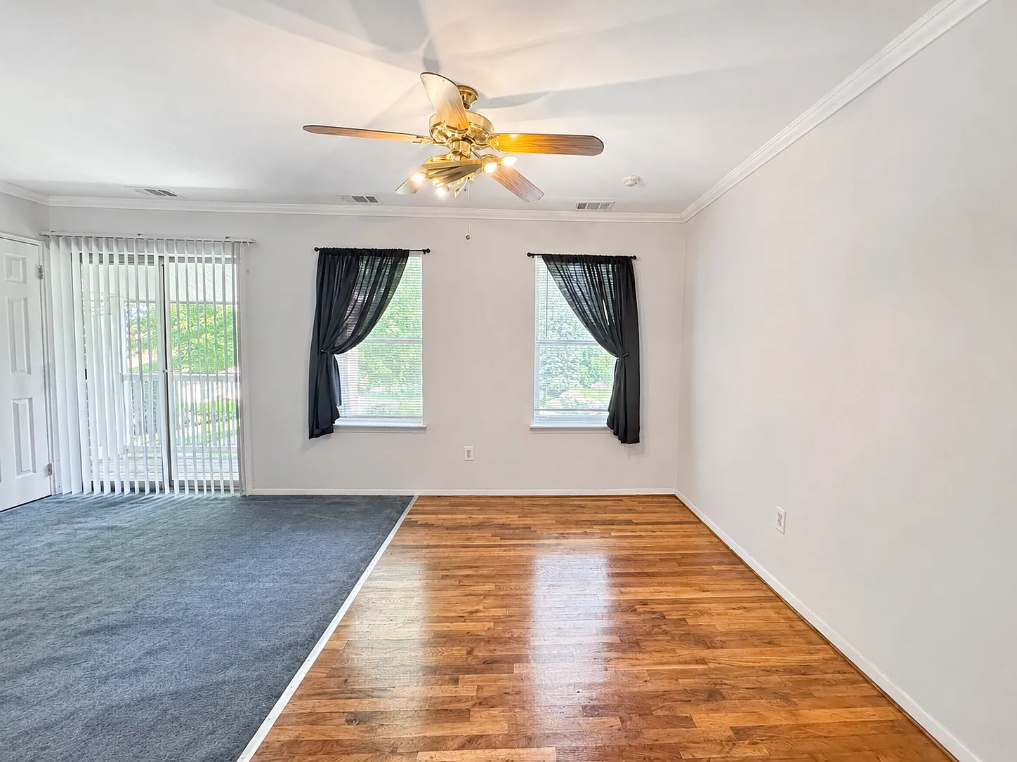 1 bed, 836 sqft, $2,375 — Photo 4