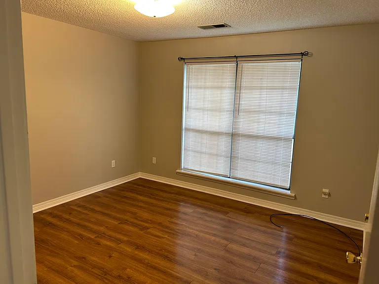 Bedroom #1