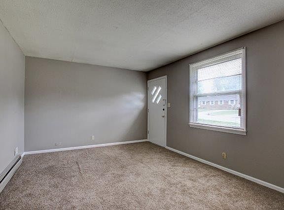 3rd image of 108 Tandy Dr APT C