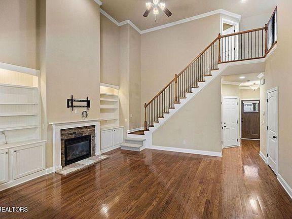 4th image of 1701 Cottage Wood Way