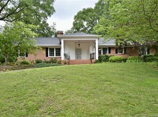 2564 Fairfax Dr, Gastonia, NC 28054