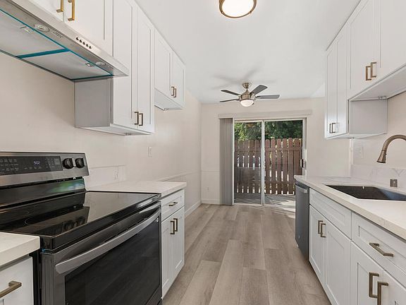 4th image of 4733 Jackson St APT 61