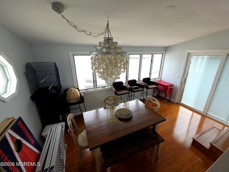 129 E Raritan Dr — Photo 13
