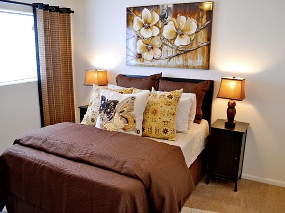 2nd image of 5815 Gulfton Dr #2S