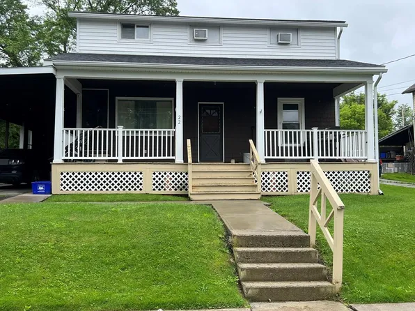 22 Woodland Ave, Wellsboro, PA 16901