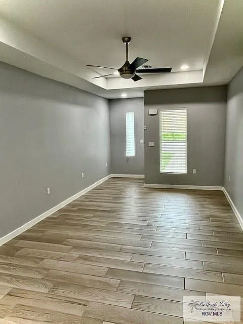 2 bed, 2.0 bath, 1100 sqft, $1,550 — Photo 2