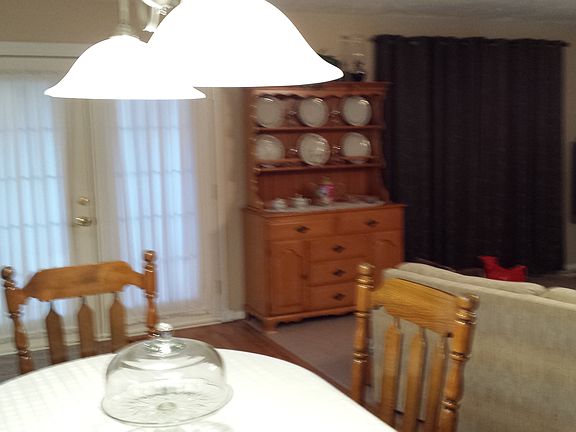 5th image of 1602 W 22nd Ave