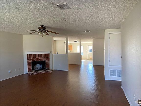 2nd image of 2344 White Oak Dr