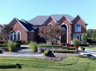 5367 Seven Lakes Dr S, Washington, MI 48095