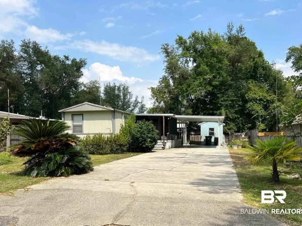 1589 Pensacola Dr, Lillian, AL 36549