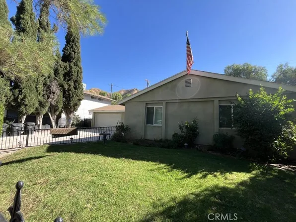 11886 Vanport Ave, Sylmar, CA 91342