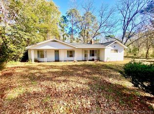 515 Mercer Mill Rd, Elizabethtown, NC 28337