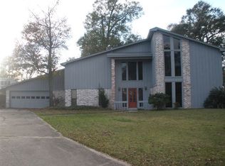 1717 Azalea St, Sulphur, LA 70663