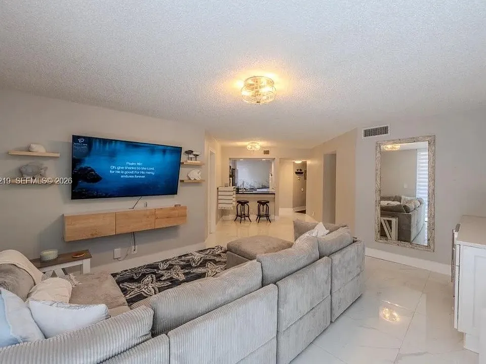 10451 W Broward Blvd #201