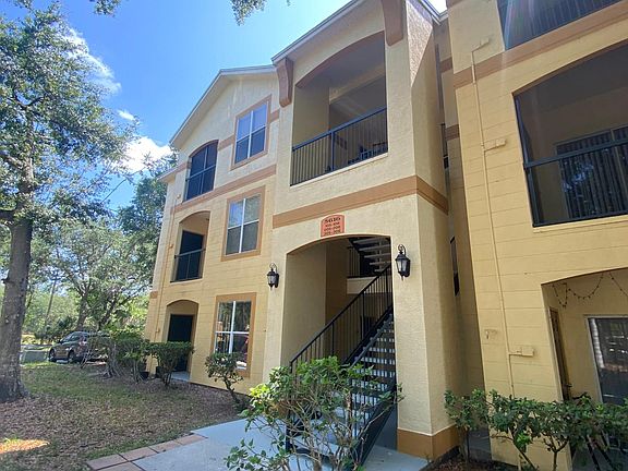 2nd image of 5616 Pinnacle Heights Cir APT 305